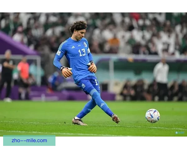 奥乔亚合同到期告别萨勒尼塔纳老门将下一站去向挑战引发球迷关注