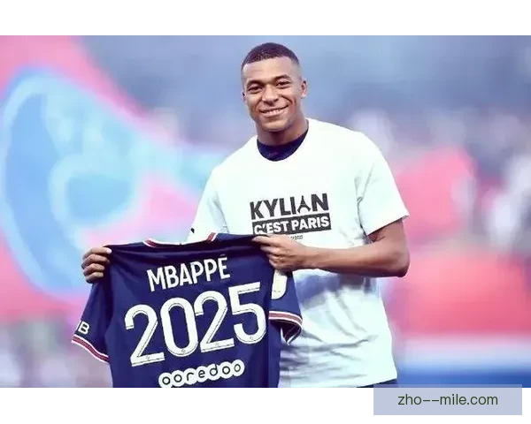 巴黎圣日耳曼创造历史连续十年称霸法甲赛场辉煌成就