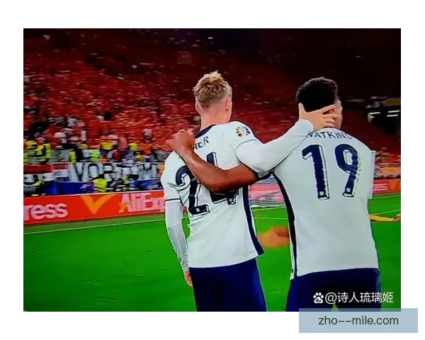 戈洛温法甲客场精彩远射世界波引爆全场欢呼